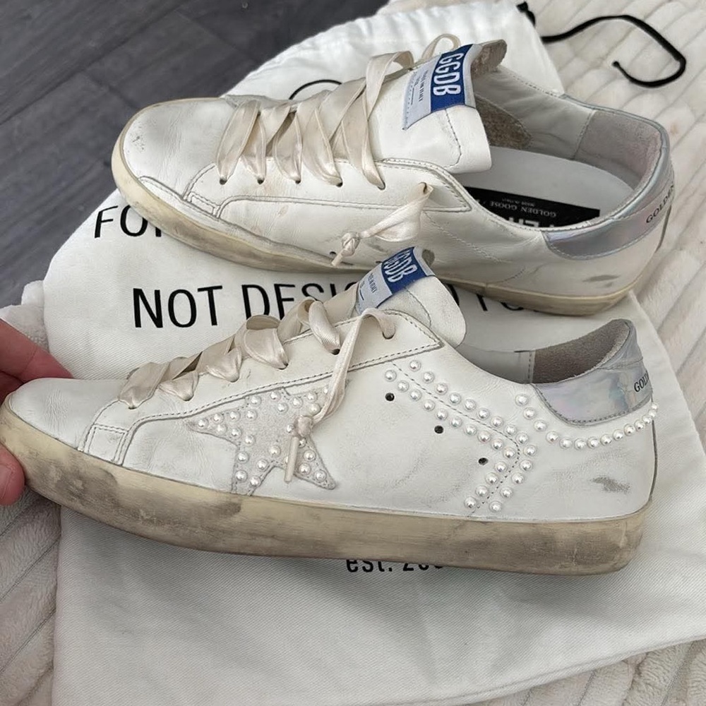 Golden Goose White Pearl-Embellished Superstar Sneaker with Iridescent Heel - Picture 4 of 7